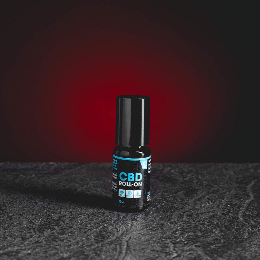 CBD roll-on Kratom World за спорт и ароматерапия, показан в продуктов кадър.