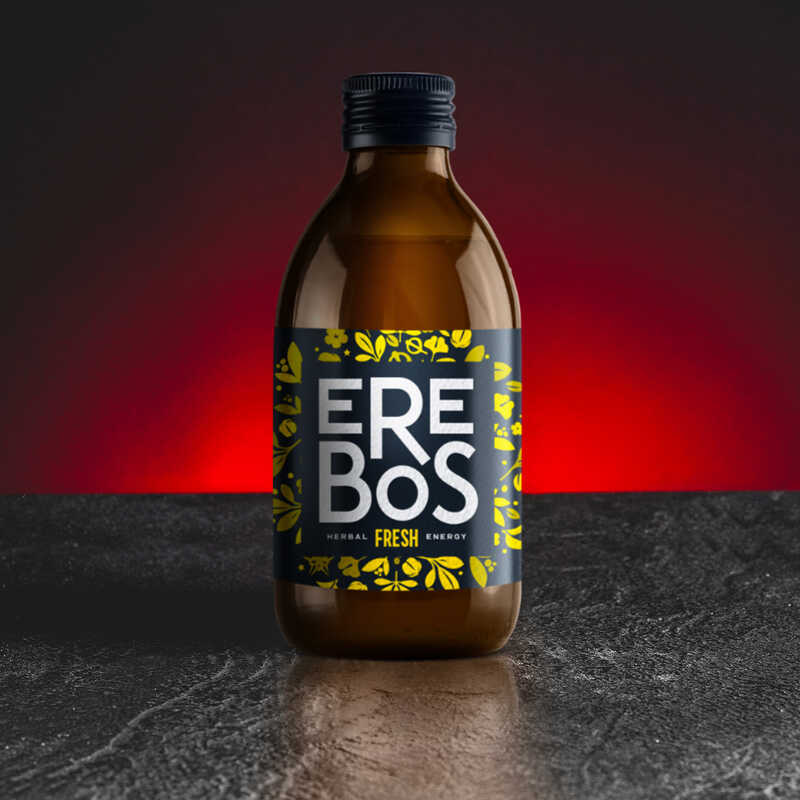 Erebos Fresh Natural Energy Drink, представен в продуктов кадър като освежаваща билкова енергийна напитка.