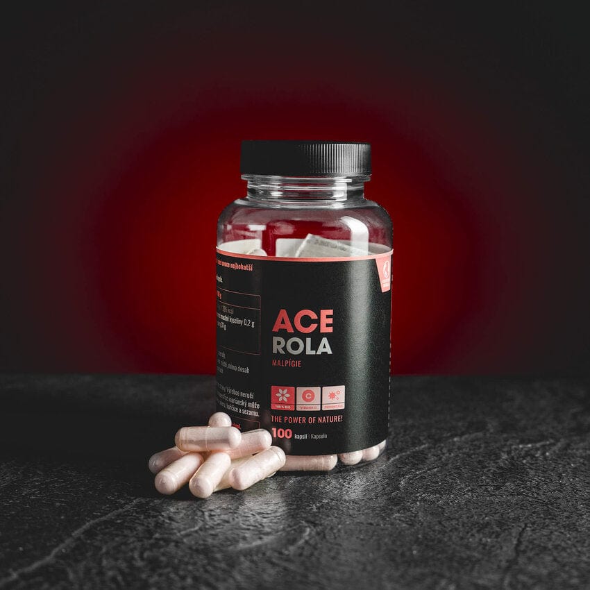 Acerola капсули Kratom World, представени в продуктов кадър като продукт с витамин C и малпигия профил.