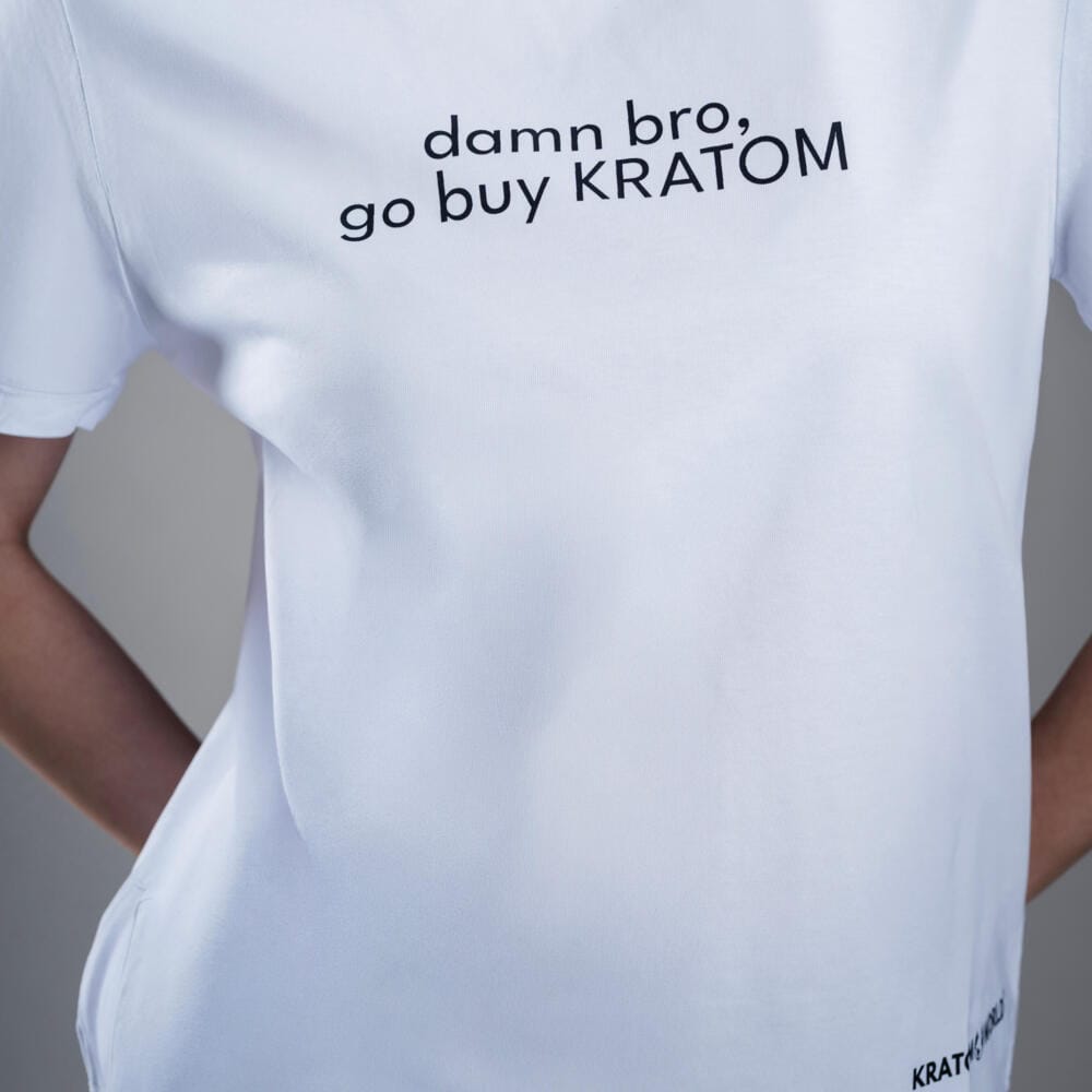 Дамска тениска Kratom World Damn Bro Go Buy Kratom, представена в close-up продуктов кадър като streetwear merch за любители на Kratom.