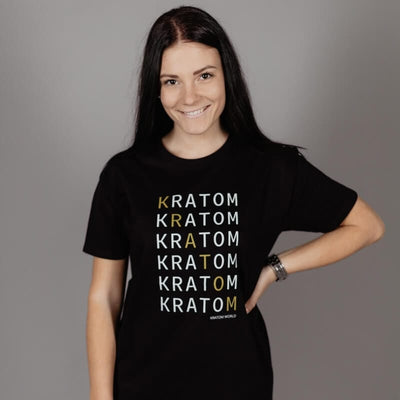Дамска тениска Kratom World с Kratom дизайн, представена в продуктов кадър.