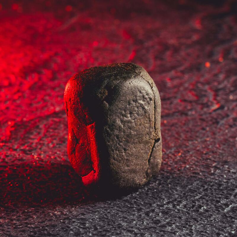 Moroccan Hash Kratom World, представен в продуктов кадър като CBD конопен продукт с Moroccan Hash профил.