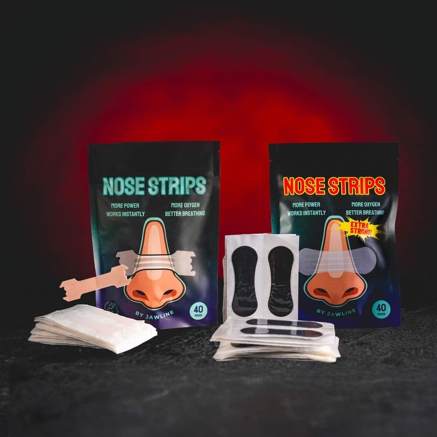Nose Strips Classic и Extra Strong Kratom World, представени в общ продуктов кадър като лепенки за нос за спорт, сън и дишане.