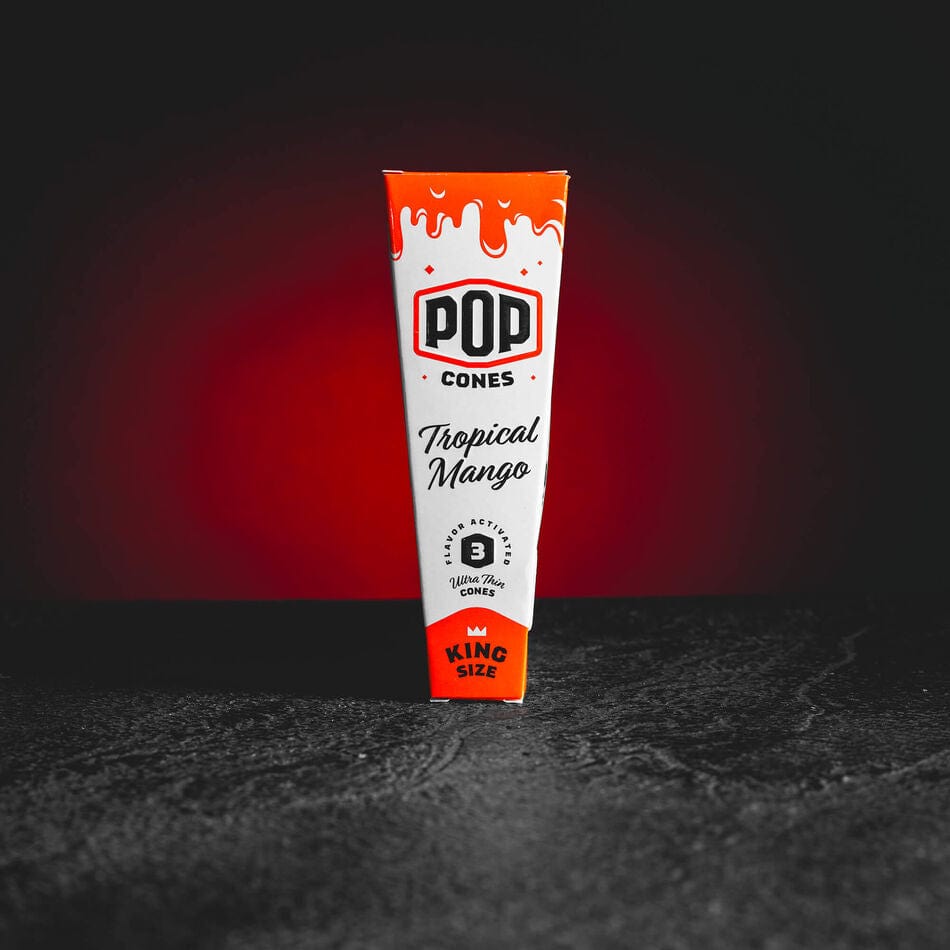 Pop Cones Mango Kratom World, представени в продуктов кадър като preroll cones с мангов профил за CBD и билкови продукти.