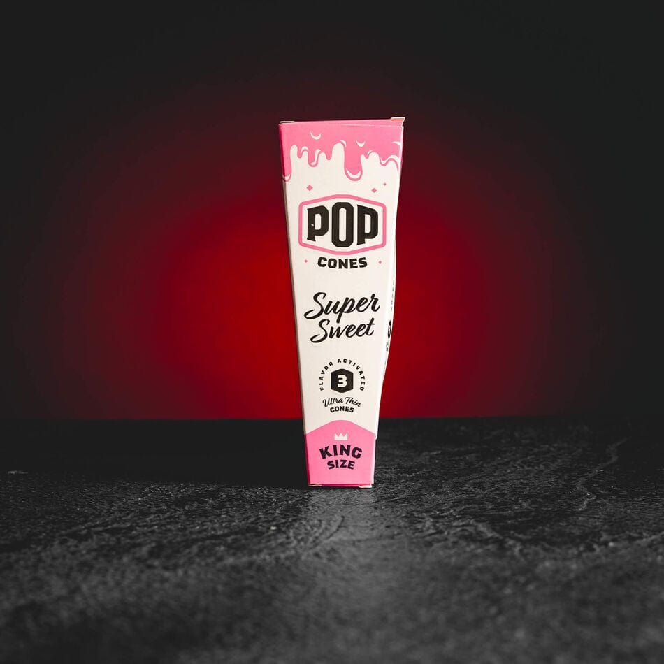 Pop Cones Sweet Kratom World, представени в продуктов кадър като сладки preroll dutinky за CBD и билкови продукти.