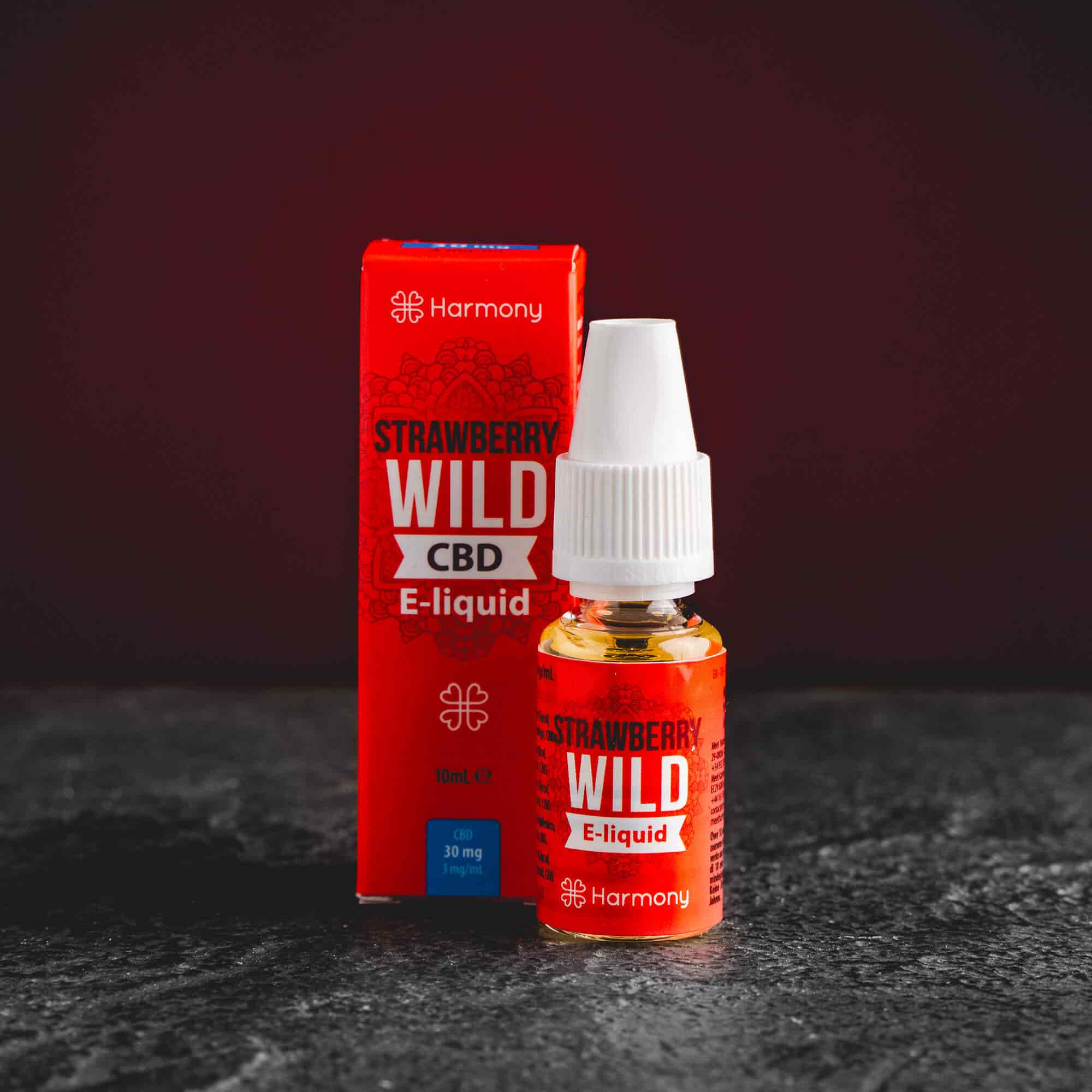 CBD vape e-liquid Strawberry 30 mg Kratom World, представен в продуктов кадър като течност за електронни устройства.