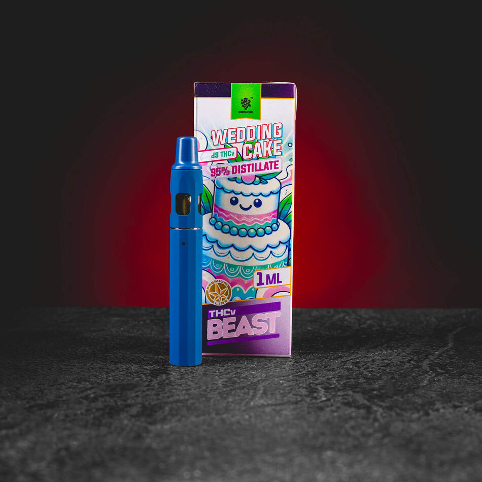THV Beast Vape Kratom World Wedding Cake, представен в продуктов кадър като vape продукт с Wedding Cake профил, chill и еуфоричен характер.